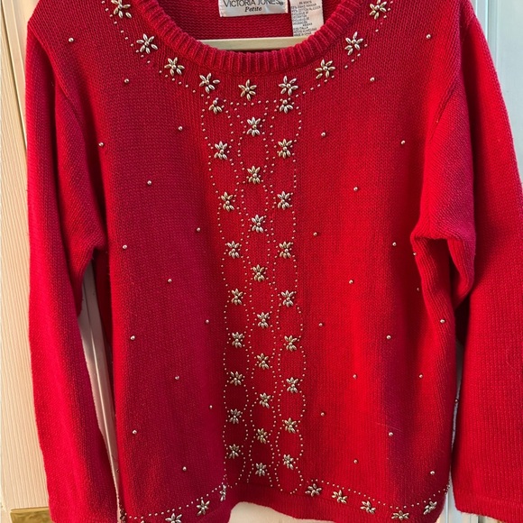 Victoria Jones Petite Holiday Sweater - Picture 2 of 8